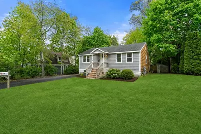 7 Indian Neck Rd, Wareham, MA 02571 - Photo 4