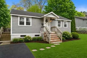 7 Indian Neck Rd, Wareham, MA 02571 - Photo 10