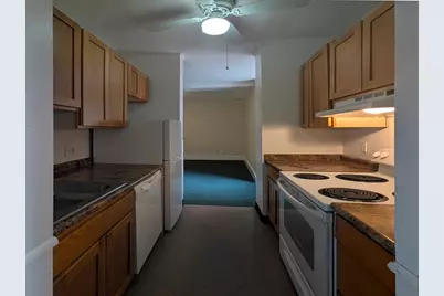 140 Chestnut St #207, Springfield, MA 01103 - Photo 6
