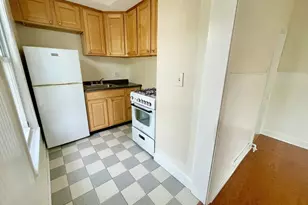 425 S Main St, Haverhill, MA 01385 - Photo 12