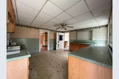 58 Emerald St, Winchendon, MA 01475 - Photo 10