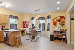 19 Washington St, Leominster, MA 01453 - Photo 4