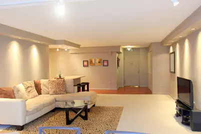 2 Hawthorne #2N, Boston, MA 02114 - Photo 8