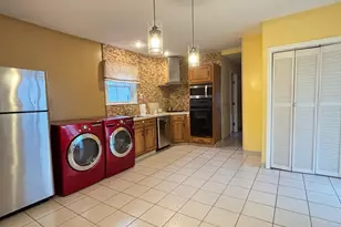 15 Grant St, Boston, MA 02125 - Photo 2