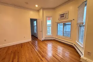 15 Grant St, Boston, MA 02125 - Photo 4