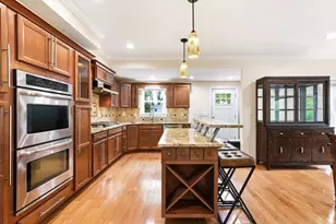 51 Faxon St, Braintree, MA 02184 - Photo 8