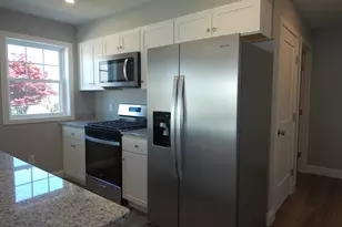 9 Bolton Rd, Dartmouth, MA 02748 - Photo 4