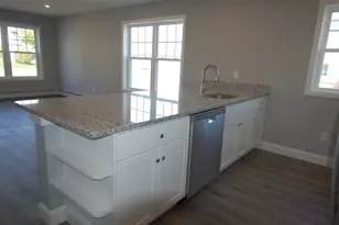 9 Bolton Rd, Dartmouth, MA 02748 - Photo 6