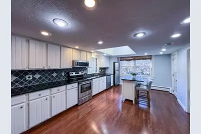56 Rockridge Rd, Framingham, MA 01702 - Photo 2