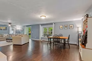 1373 Massachusetts Ave, Lunenburg, MA 01462 - Photo 4
