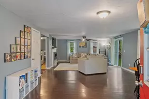 1373 Massachusetts Ave, Lunenburg, MA 01462 - Photo 2