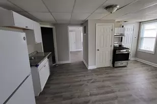 271 West 6th, Lowell, MA 01850 - Photo 4
