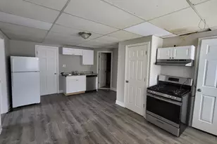 271 West 6th, Lowell, MA 01850 - Photo 2