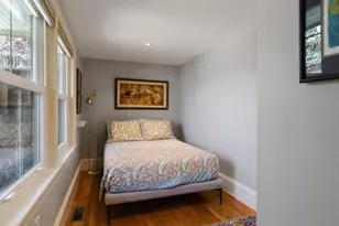 8 Ringgold St, Boston, MA 02118 - Photo 26