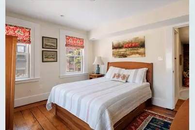 8 Ringgold St, Boston, MA 02118 - Photo 30