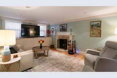 8 Ringgold St, Boston, MA 02118 - Photo 22