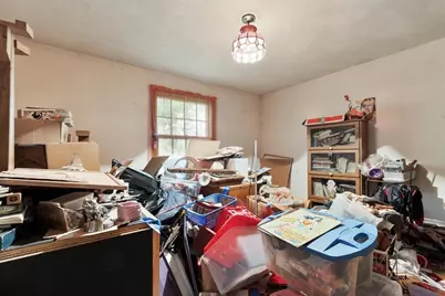 354 Maple St, Bellingham, MA 02019 - Photo 6