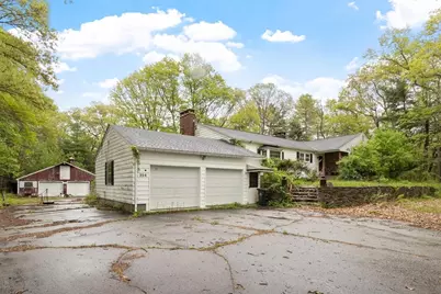 354 Maple St, Bellingham, MA 02019 - Photo 1