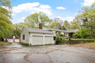 354 Maple St, Bellingham, MA 02019 - Photo 1