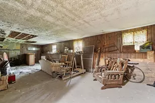 354 Maple St, Bellingham, MA 02019 - Photo 22