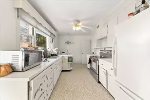 24 Highland Terrace, Taunton, MA 02780 - Photo 6