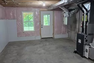 71 Pine St, Warren, MA 01083 - Photo 14
