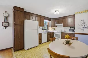 12 Linden St, Woburn, MA 01801 - Photo 10