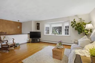 12 Linden St, Woburn, MA 01801 - Photo 4