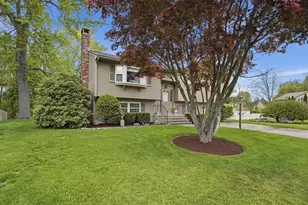 12 Linden St, Woburn, MA 01801 - Photo 2