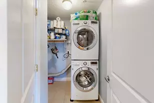 1 Hadley St, Boston, MA 02129 - Photo 10