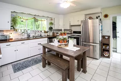 258 Sanford Rd, Westport, MA 02790 - Photo 10