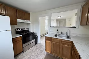 357 Lancaster St, Leominster, MA 01453 - Photo 4