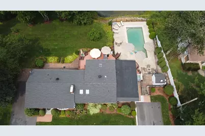 4 Johns Ave, Middleton, MA 01949 - Photo 2