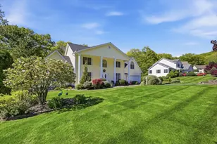 24 Jeanne Marie Dr, Westfield, MA 01085 - Photo 2