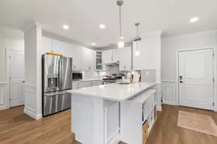 320 Middlesex Ave, Medford, MA 02155 - Photo 1