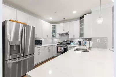 320 Middlesex Ave #B205, Medford, MA 02155 - Photo 6
