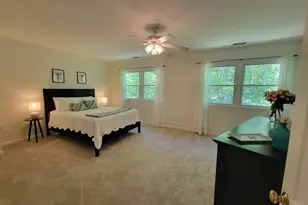 223 Heritage Dr, Northbridge, MA 01588 - Photo 8