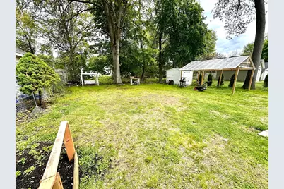 107 Dorset St, Springfield, MA 01108 - Photo 18