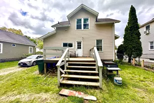 107 Dorset St, Springfield, MA 01108 - Photo 14