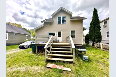107 Dorset St, Springfield, MA 01108 - Photo 14