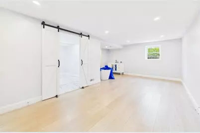 15 Sunset Dr, Randolph, MA 02368 - Photo 32