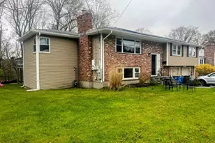 15 Sunset Dr, Randolph, MA 02368 - Photo 2