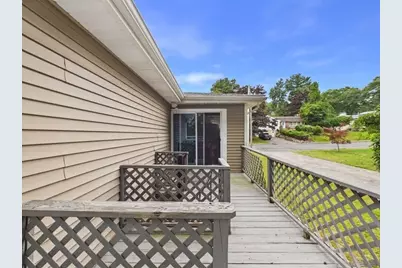 15 Sunset Dr, Randolph, MA 02368 - Photo 38