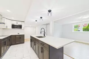 15 Sunset Dr, Randolph, MA 02368 - Photo 24