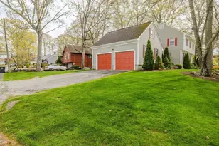 146 Colonial Dr, Somerset, MA 02726 - Photo 38