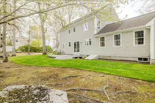 146 Colonial Dr, Somerset, MA 02726 - Photo 6