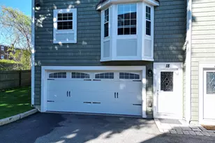 580 Quarry St, Quincy, MA 02169 - Photo 2