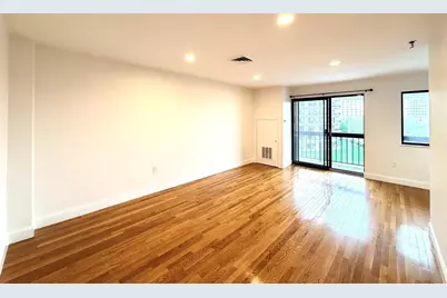 90 Quincy Shore Dr #302, Quincy, MA 02171 - Photo 4