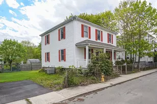 21 Forest Ave Ct, Plymouth, MA 02360 - Photo 2