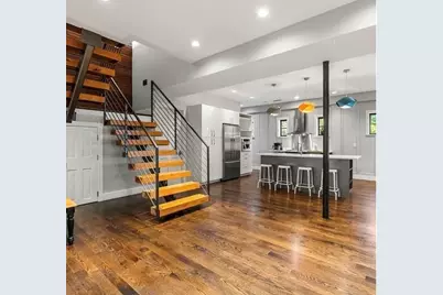 653 E 3rd St, Boston, MA 02127 - Photo 2